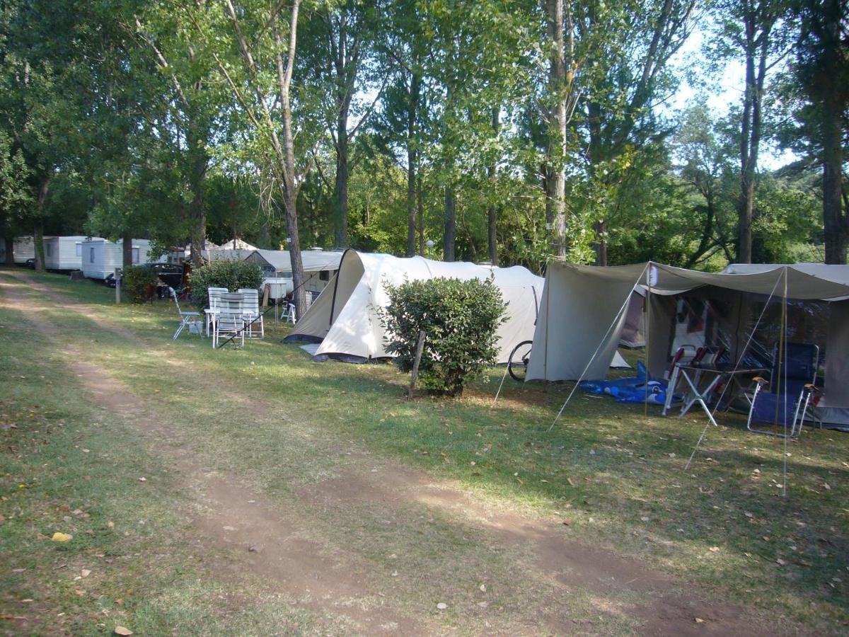 Camping De Graniers Monoblet エクステリア 写真