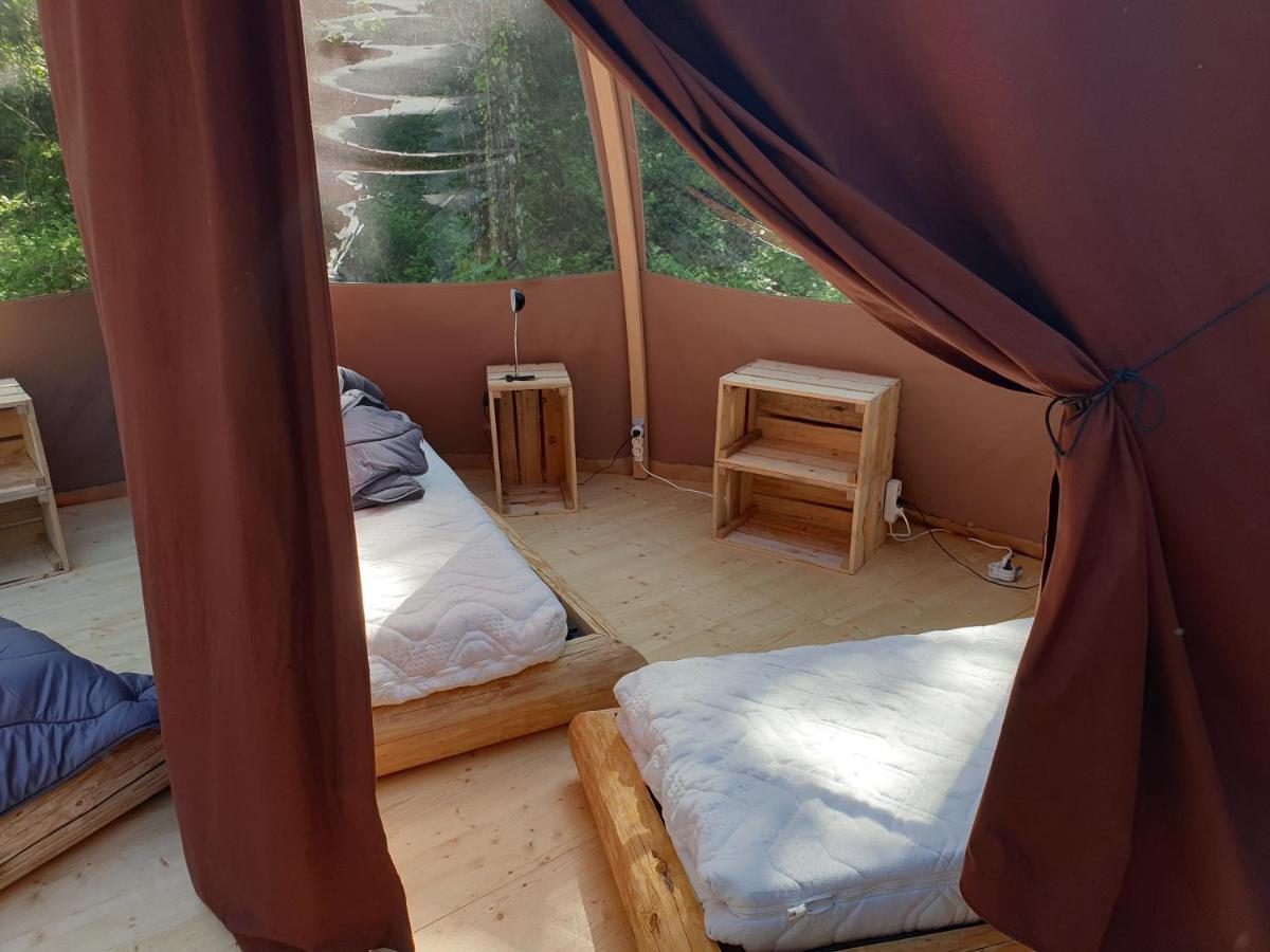 Camping De Graniers Monoblet エクステリア 写真